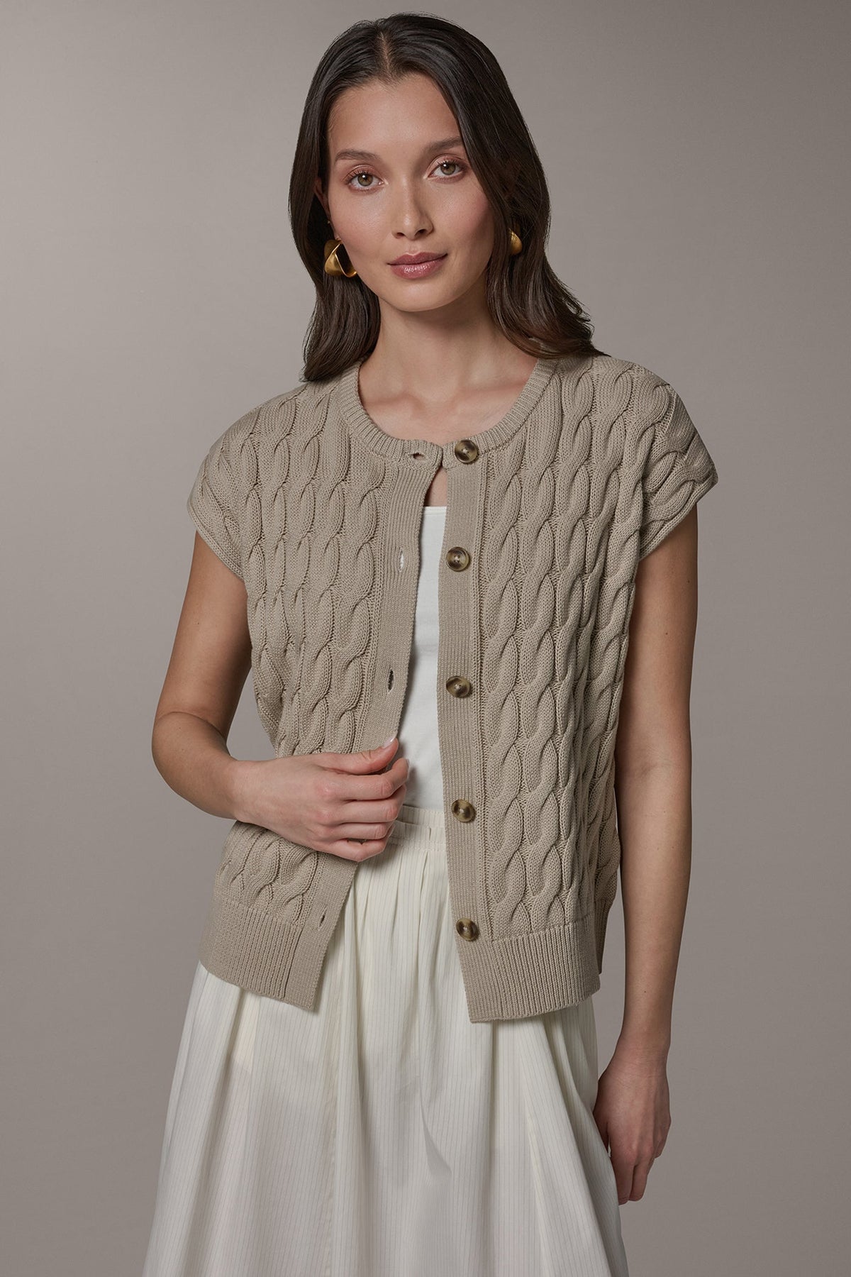 SLEEVELESS CABLE KNIT VEST - Sandstone
