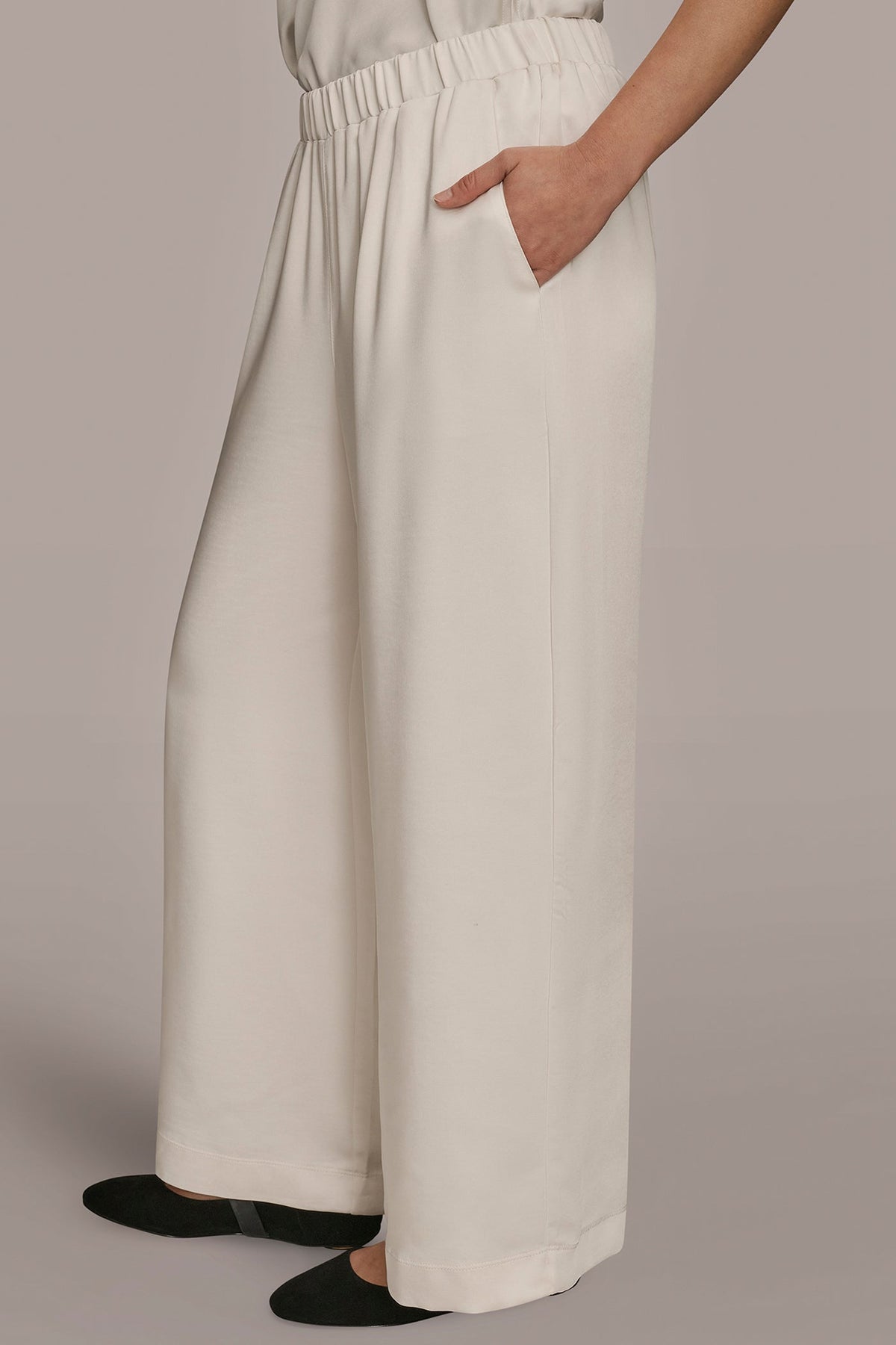 SATIN MID-RISE RELAXED PANT - CREAM