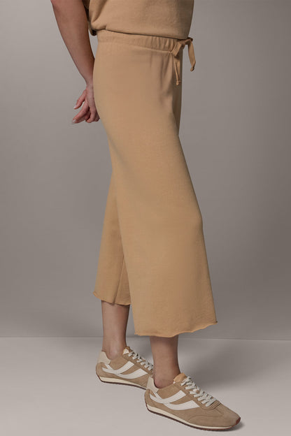 MID-RISE STRAIGHT-LEG CAPRI PANT - Fawn