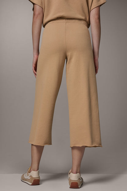 MID-RISE STRAIGHT-LEG CAPRI PANT - Fawn