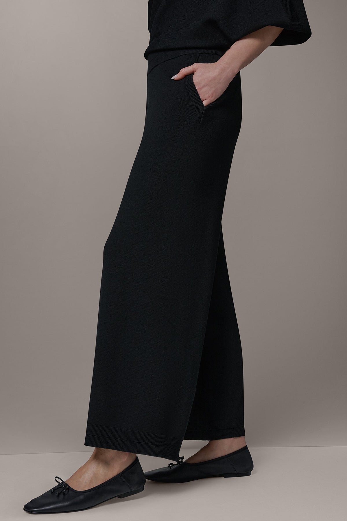 PULL ON PANT - Black