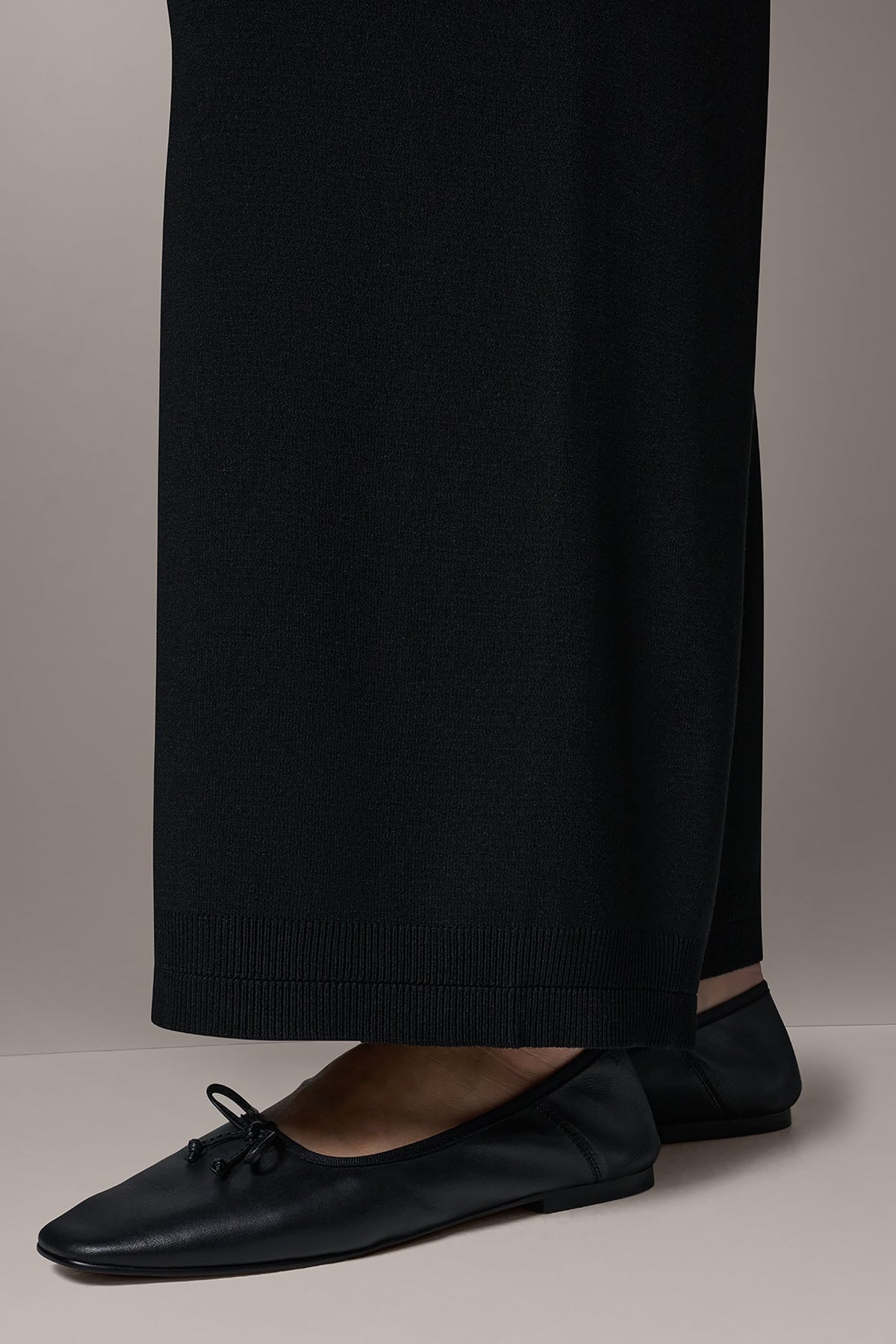 PULL ON PANT - Black