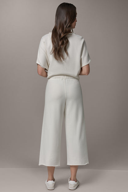 MID-RISE STRAIGHT-LEG CAPRI PANT - Cream