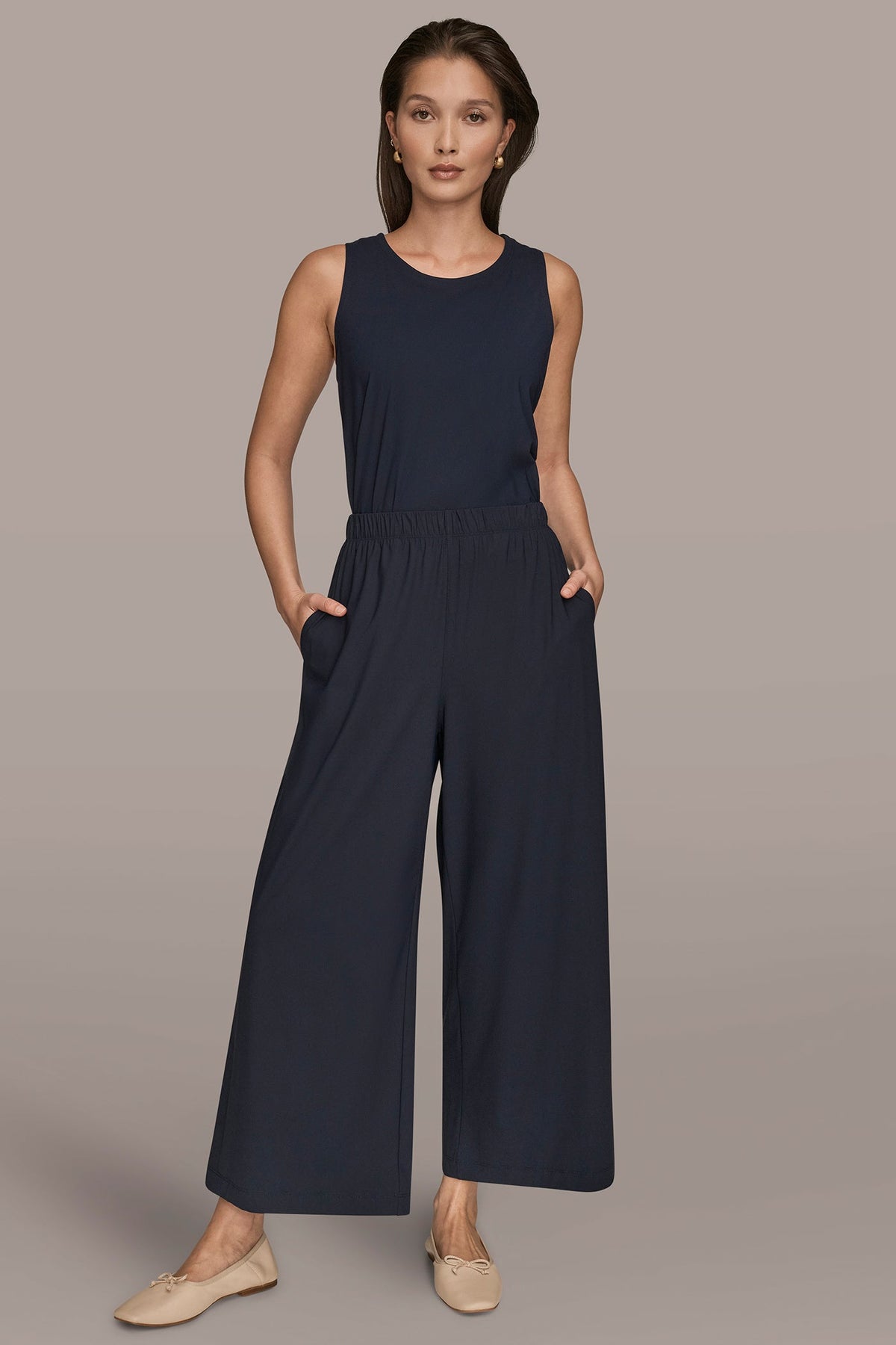 THE MODERN TRAVEL MID-RISE RELAXED ANKLE PANT - NIGHTFALL