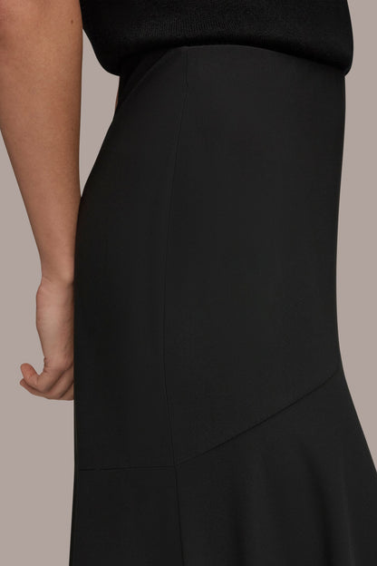 THE MODERN TRAVEL MIDI HI-LOW TRUMPET SKIRT - Black
