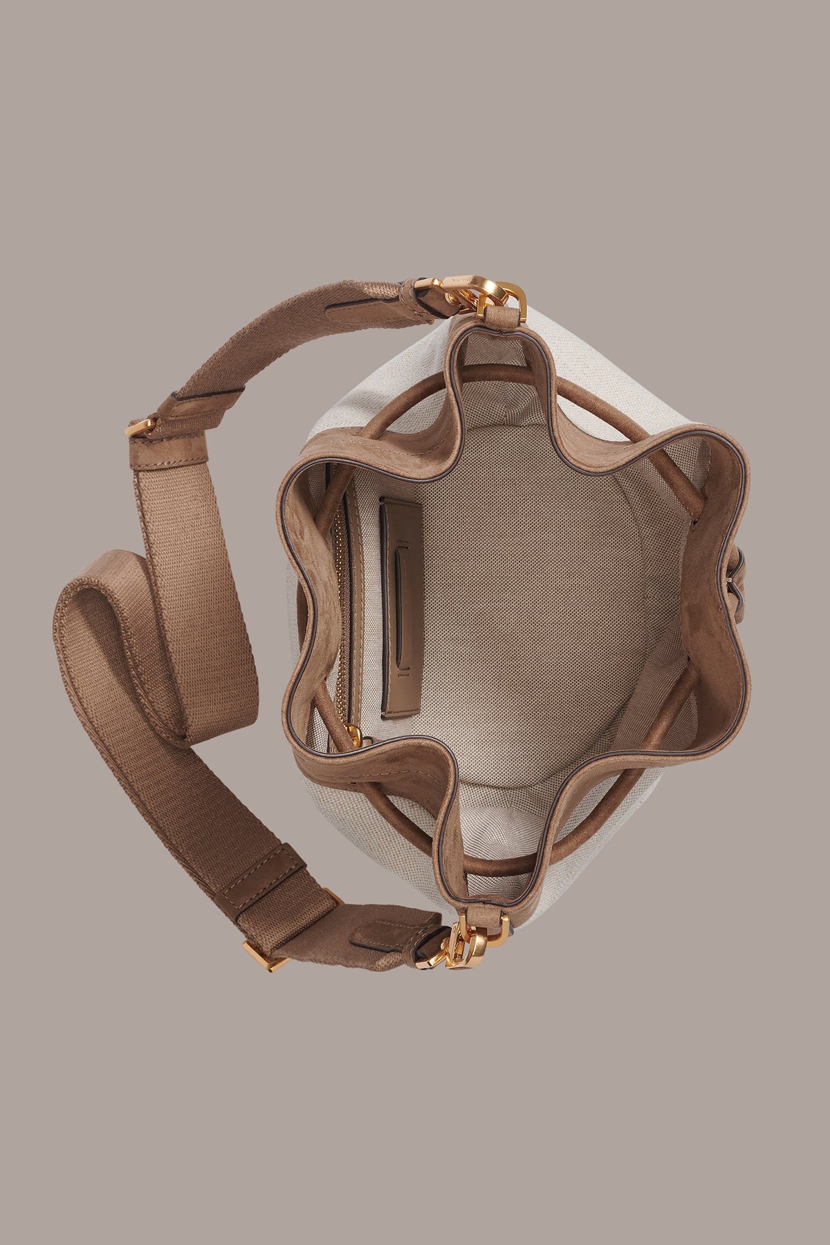 WEEKEND CANVAS BUCKET BAG - Natural