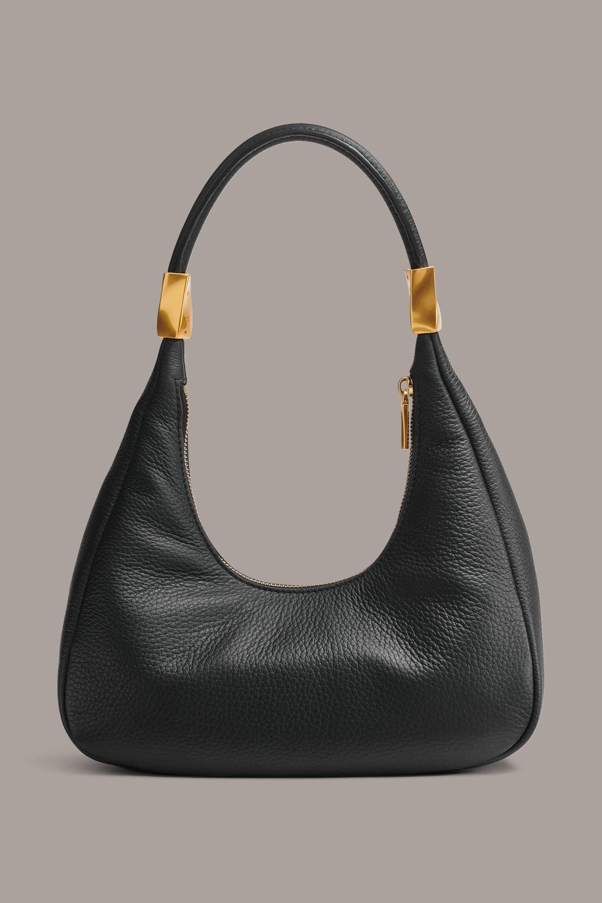 QUOGUE LEATHER SHOULDER BAG - Black