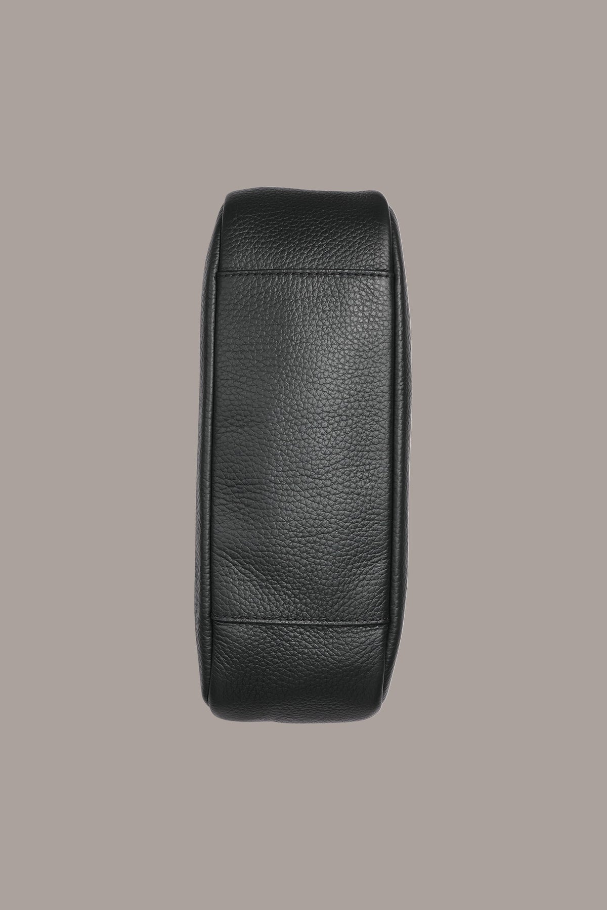 QUOGUE LEATHER SHOULDER BAG - Black