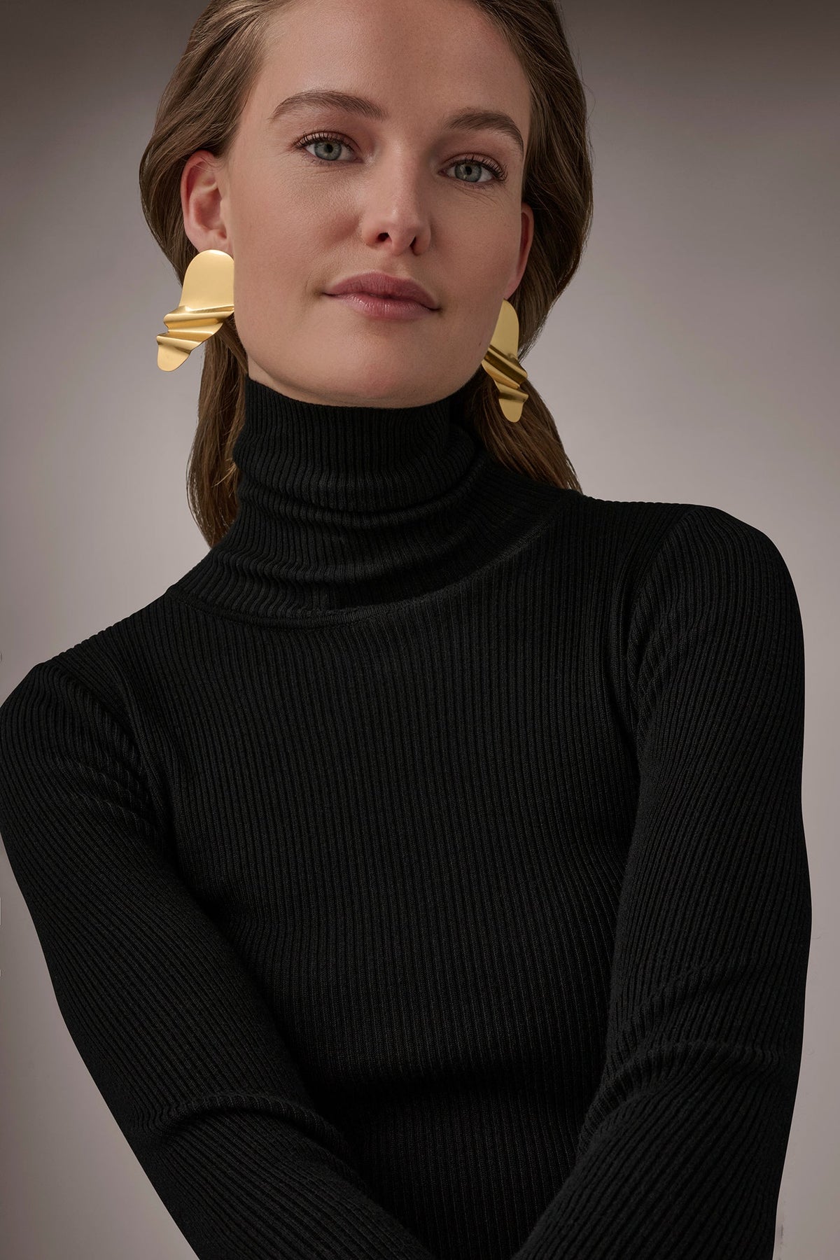 OVERSIZED TWISTED STUD EARRING - Gold