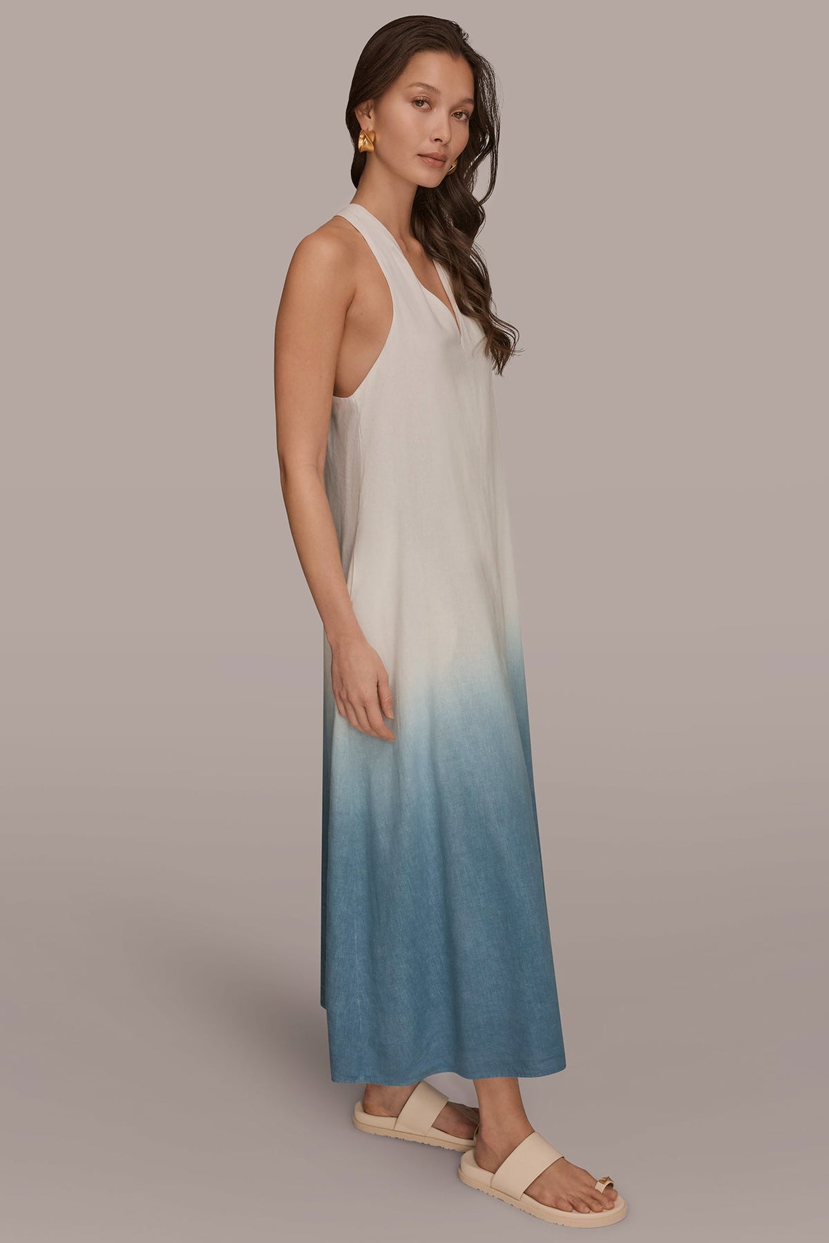 LINEN-BLEND SLEEVELESS OMBRÉ TWIST-BACK MIDI HALTER DRESS - Washed Indigo Dip Dye