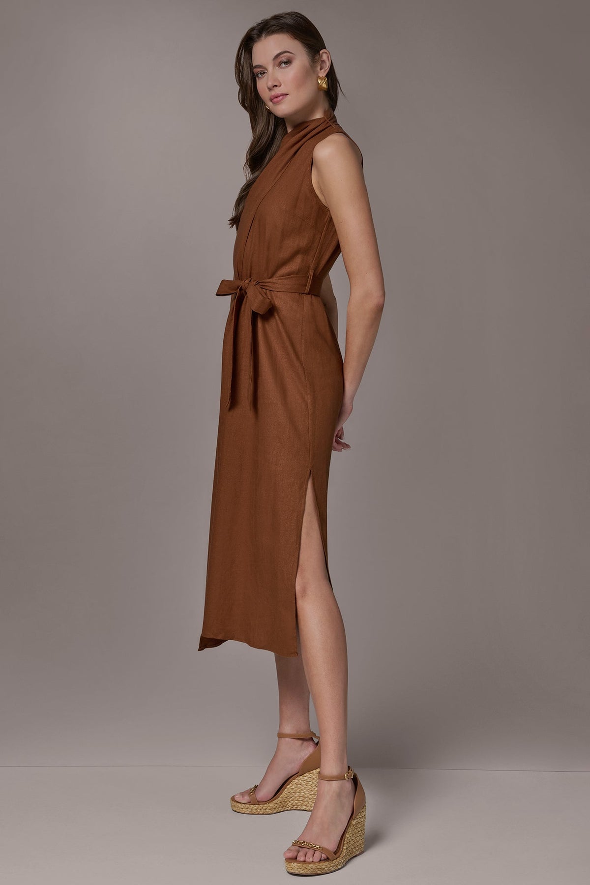 SLEEVELESS SCARF MIDI A-LINE DRESS - Cognac