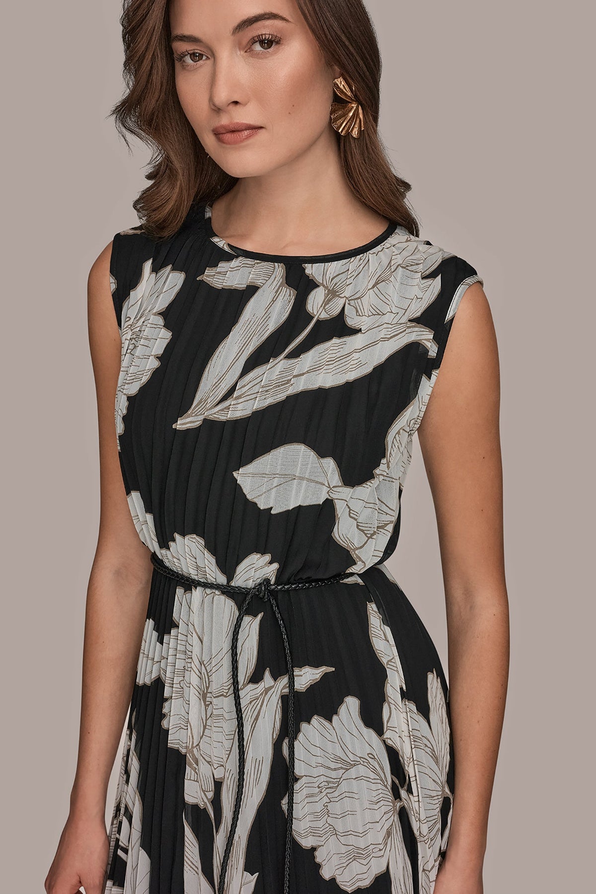 CHIFFON FLORAL MIDI A-LINE DRESS - Black/Fawn/Cream