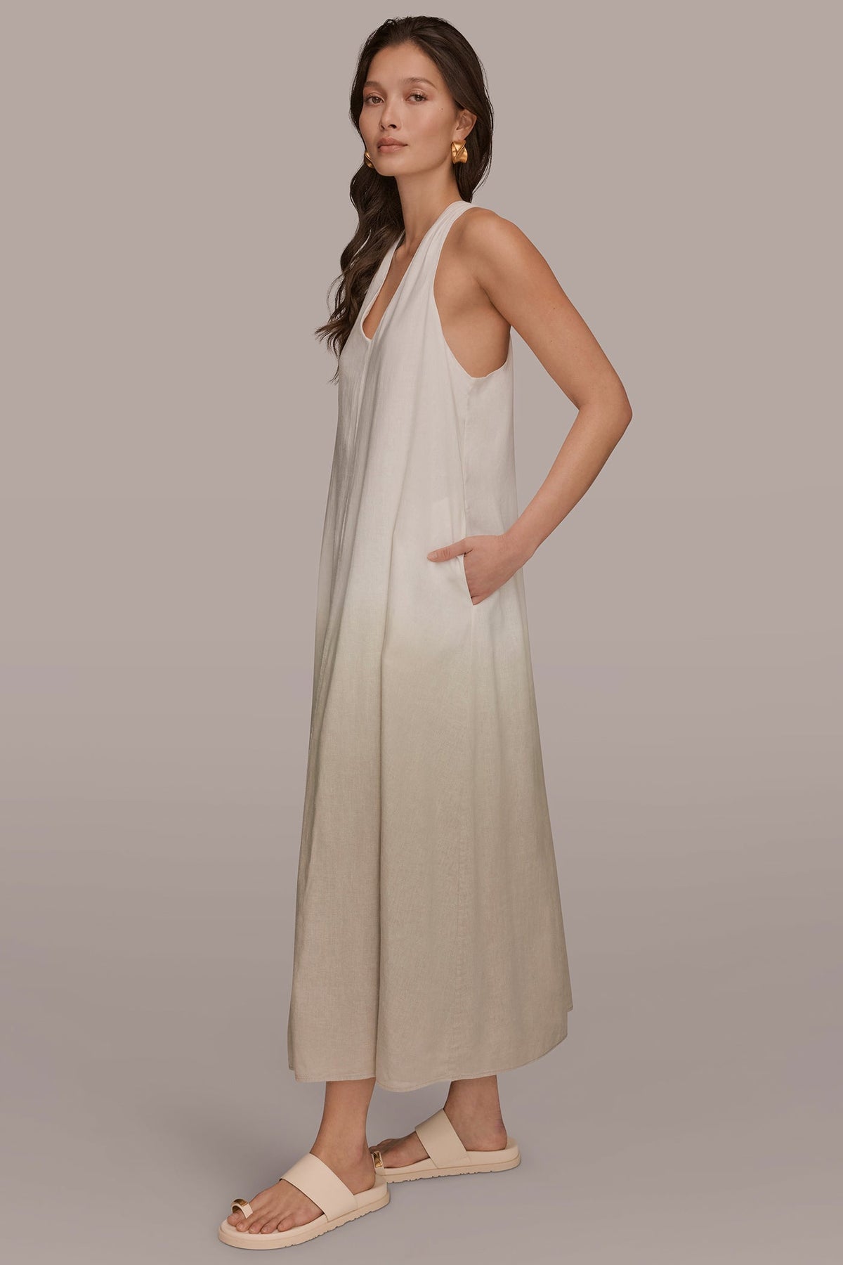 LINEN-BLEND SLEEVELESS OMBRÉ TWIST-BACK MIDI HALTER DRESS - Tuscan Grey