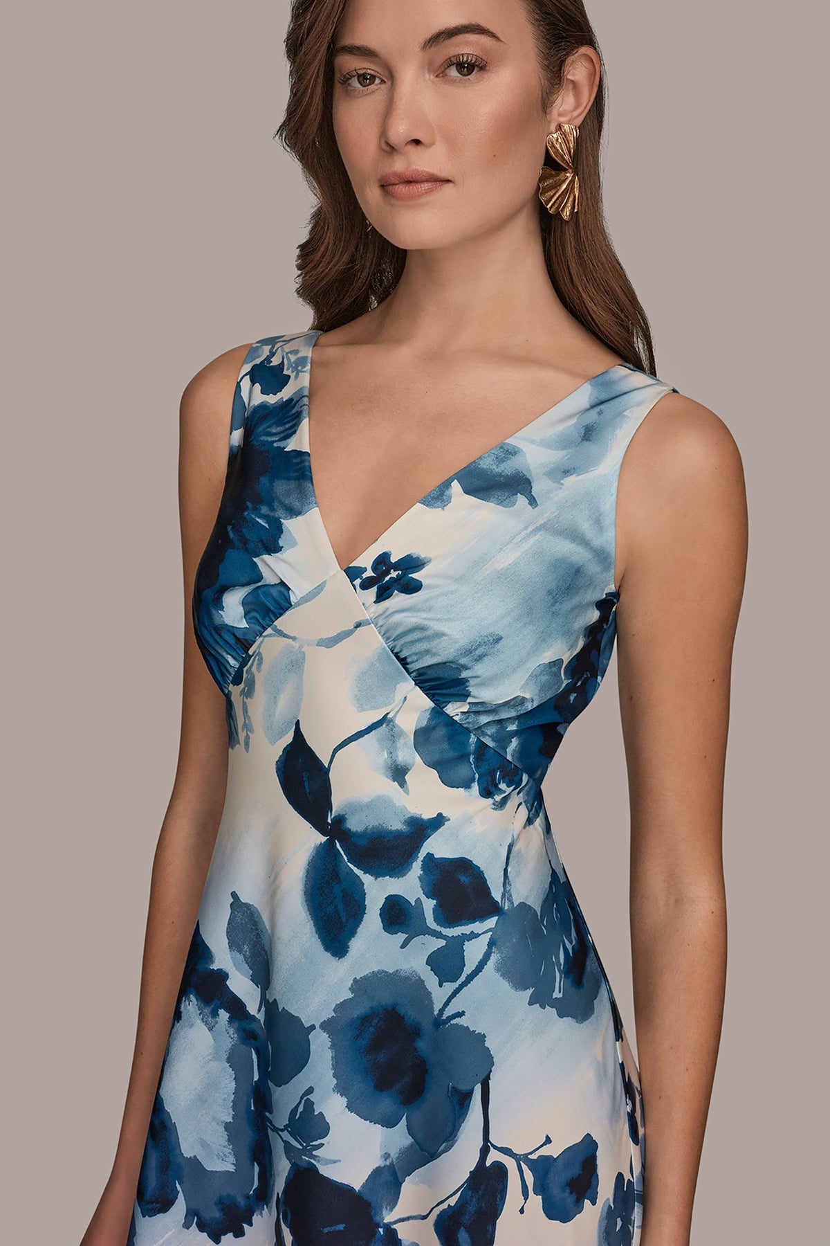 SATIN SLEEVELESS FLORAL MIDI A-LINE DRESS - Nightfall Multi