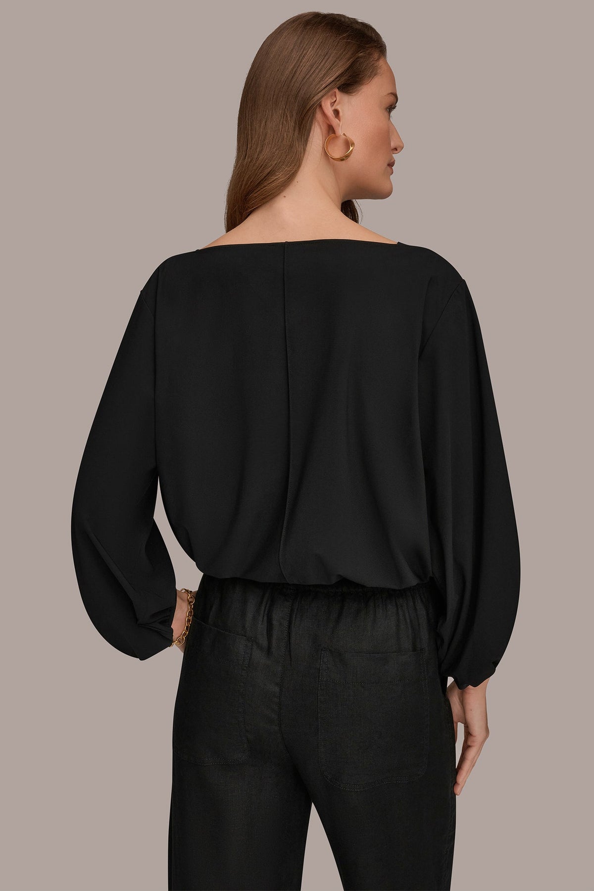 THE MODERN TRAVEL BALLOON SLEEVE BLOUSE - Black