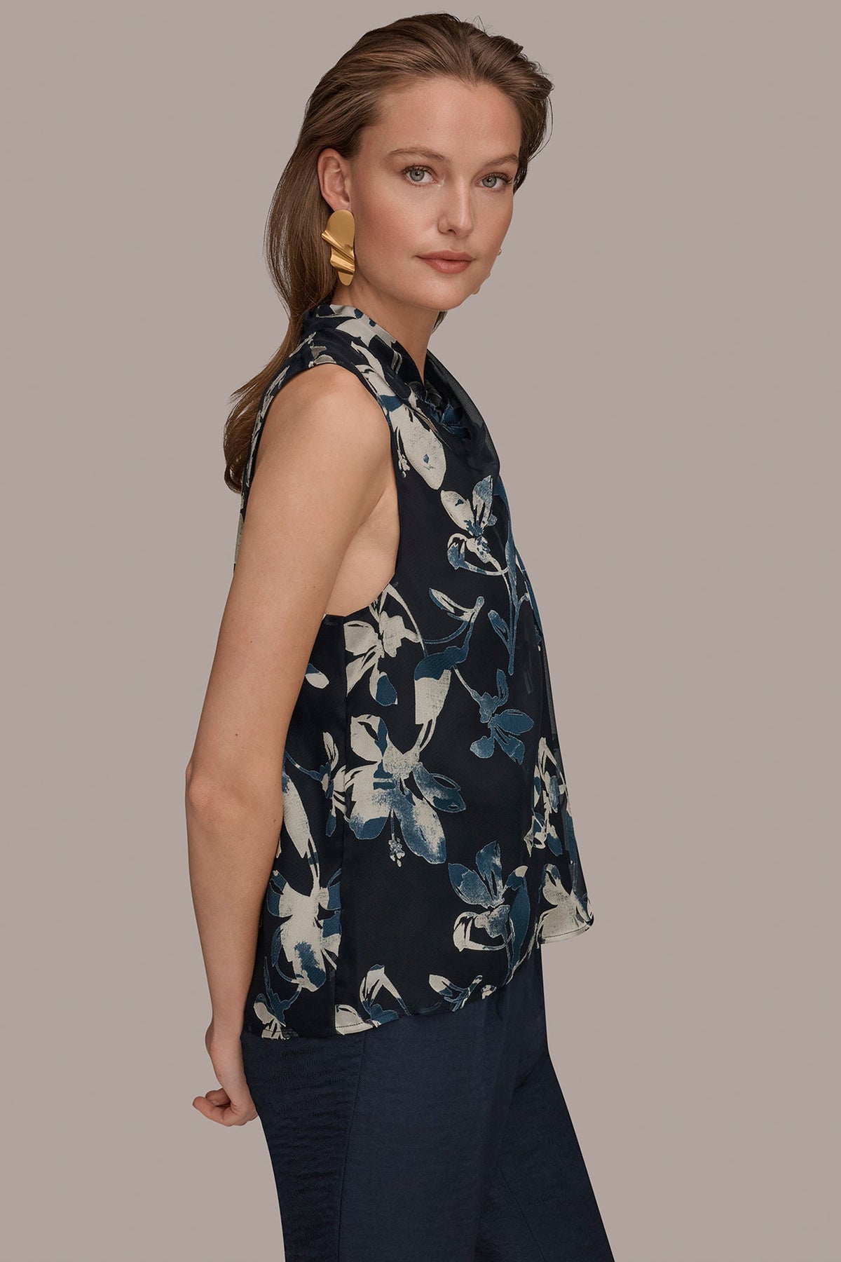 FLORAL CRISSCROSS TOP - Nightfall Multi