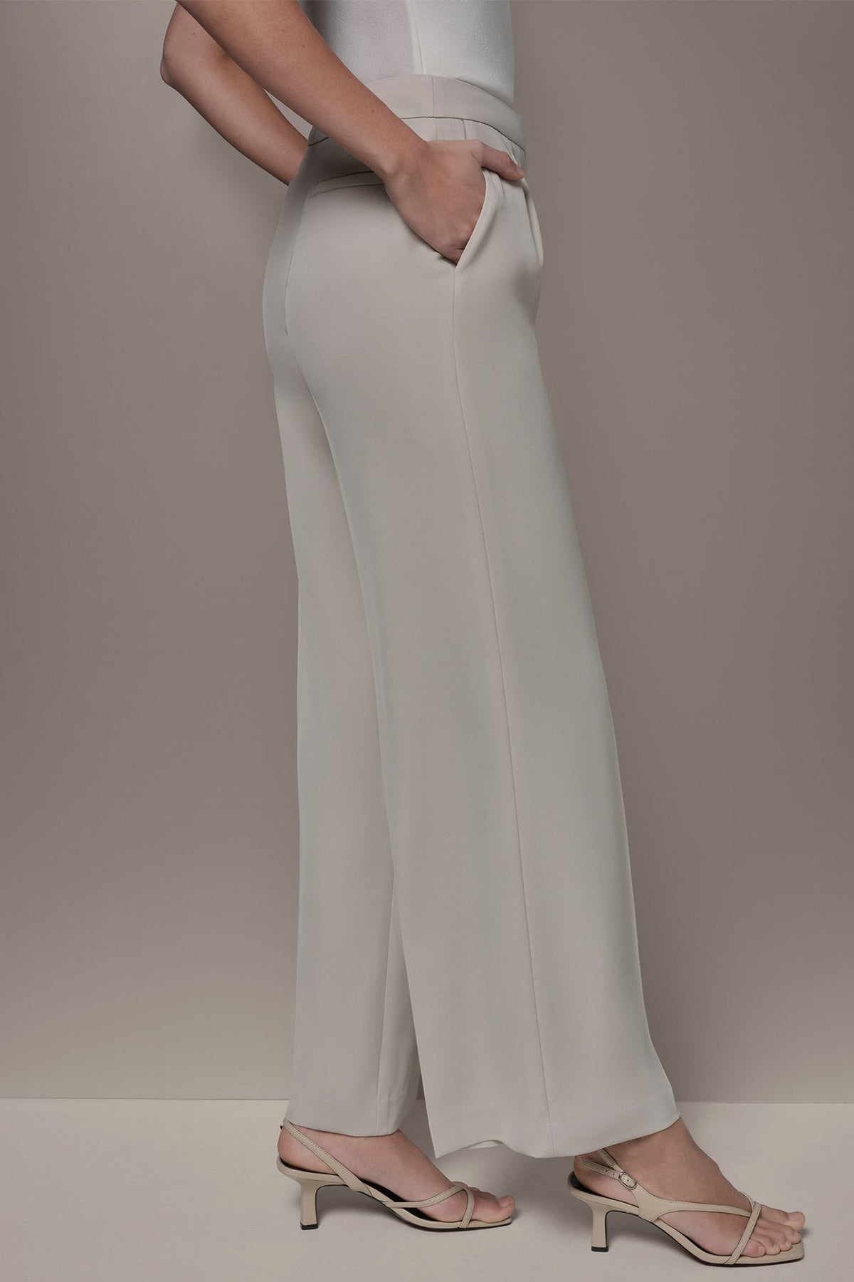 MID-RISE PLEATED WIDE-LEG SUIT PANT - Tuscan Grey