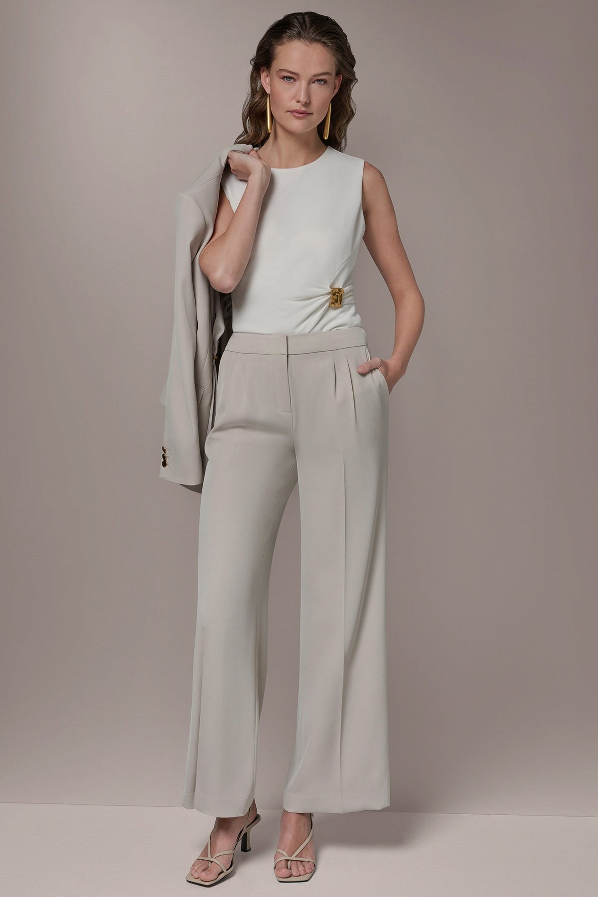MID-RISE PLEATED WIDE-LEG SUIT PANT - Tuscan Grey