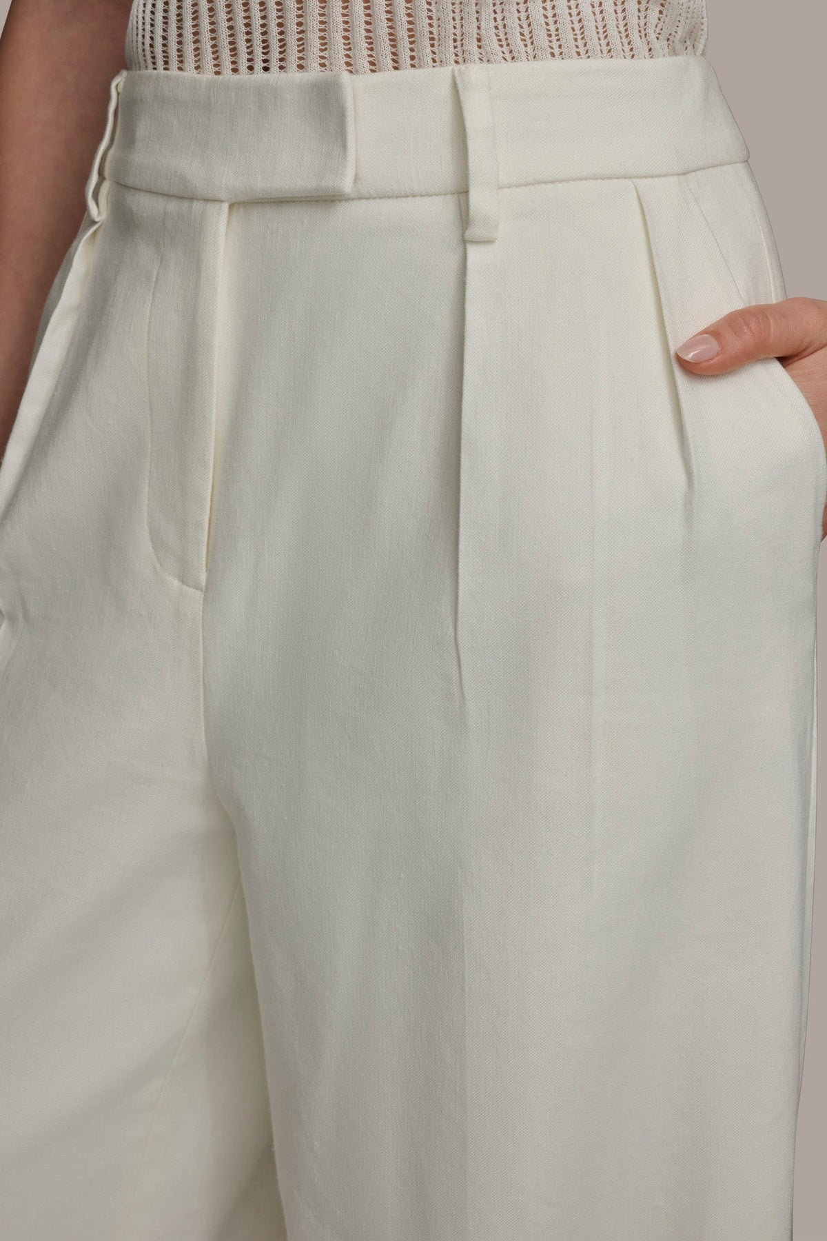 PLEATED WIDE LEG PANT - CREAM