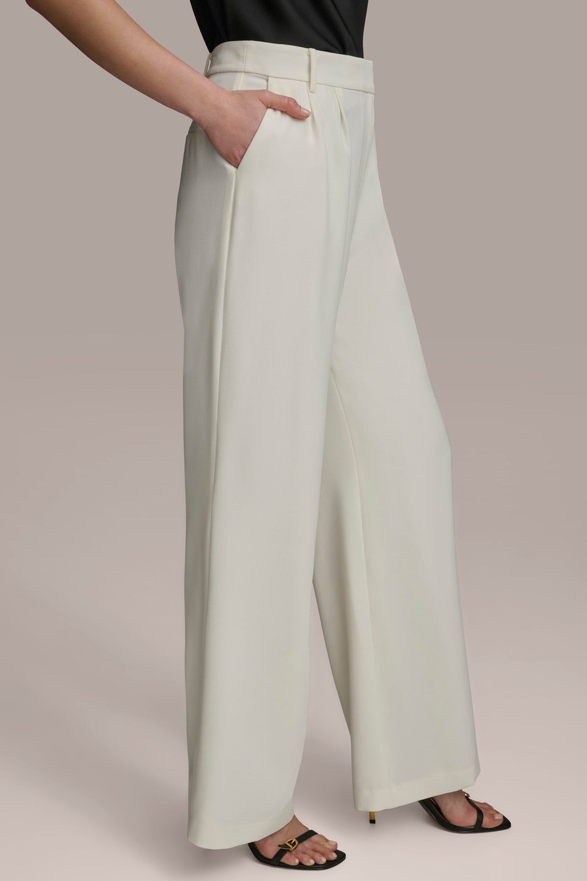 WIDE PANT WITH PLEATS - CREAM
