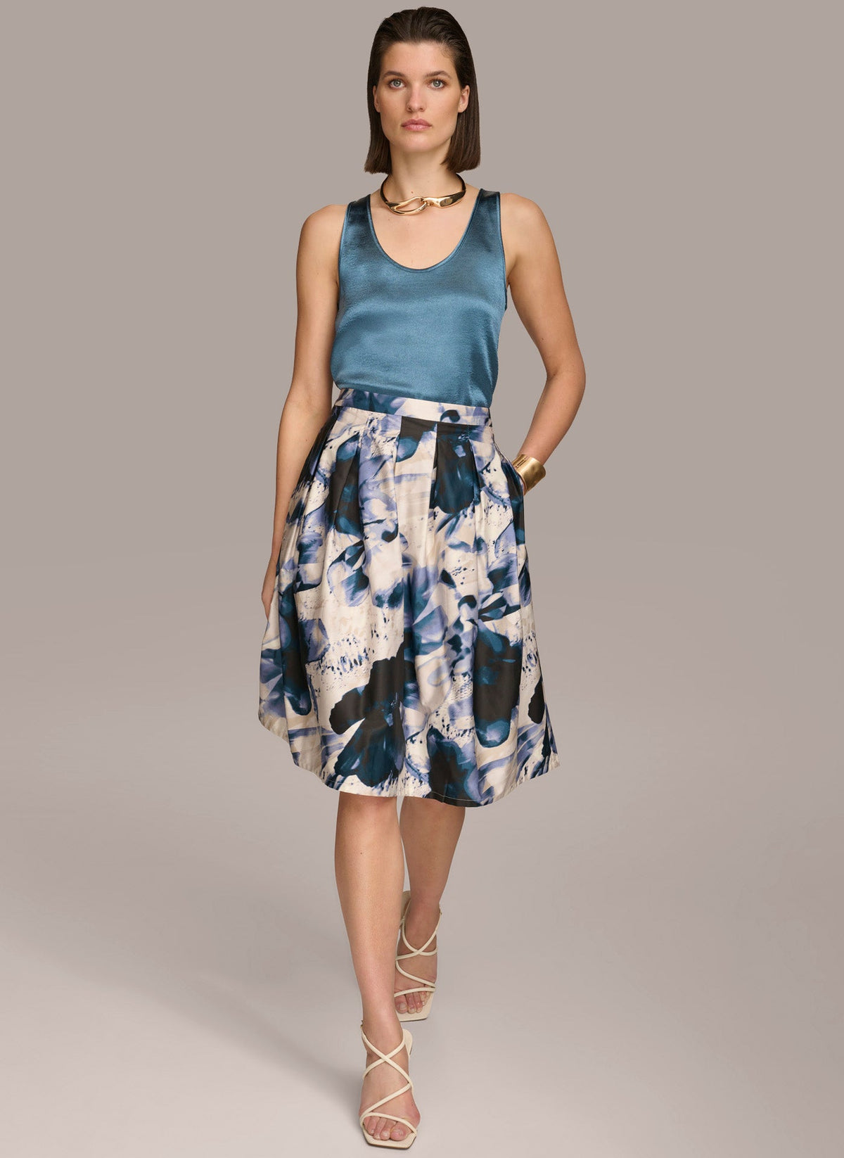 PRINTED SKIRT WITH PLEATS - Tide/Cream