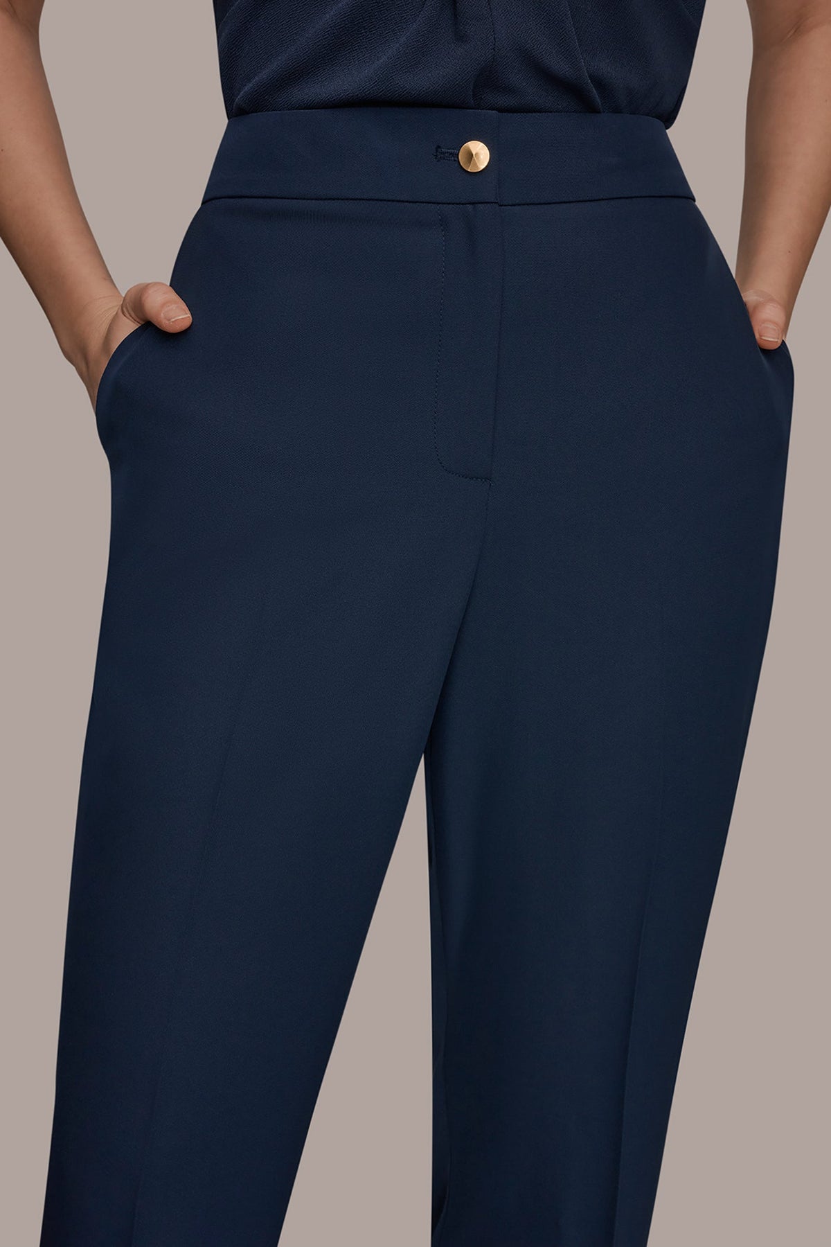 MID-RISE SLIM ANKLE PANT - Nightfall