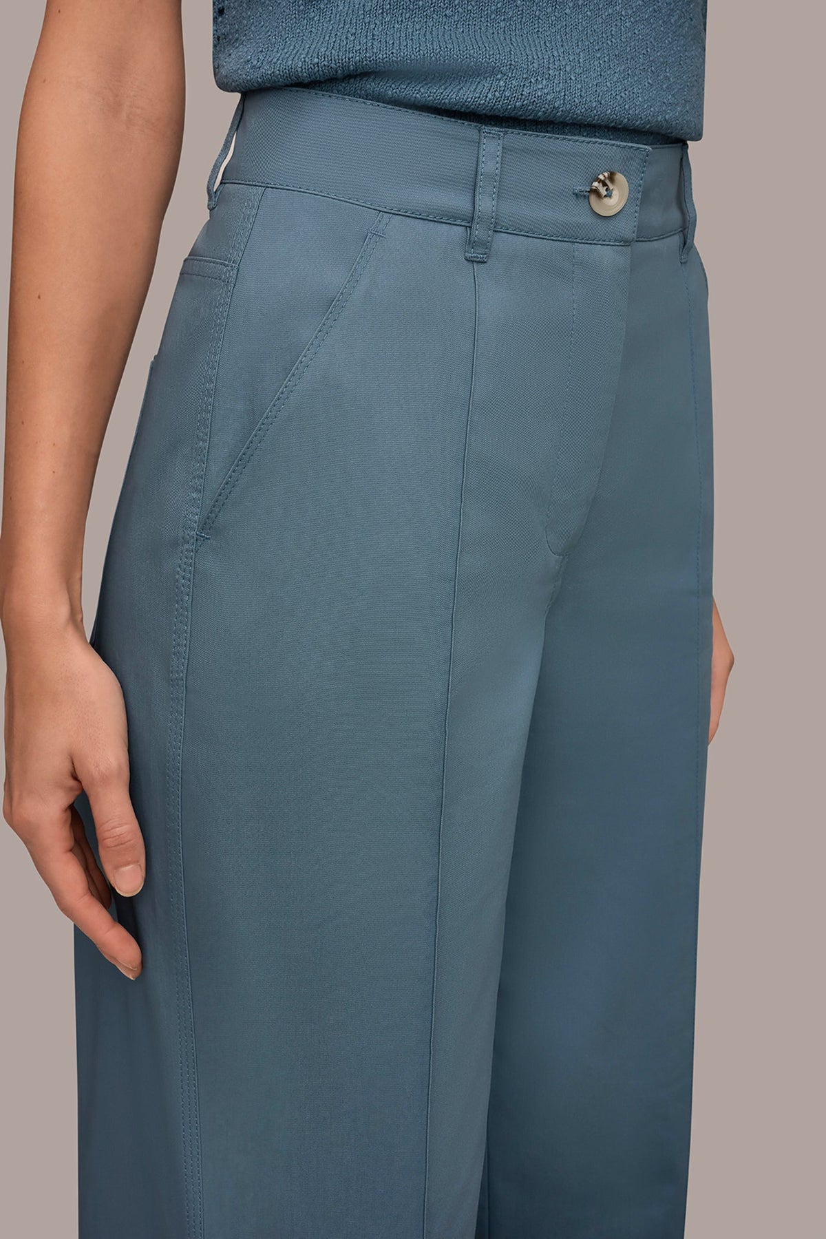HIGH-RISE PINTUCKED WIDE-LEG TROUSER - Washed Indigo