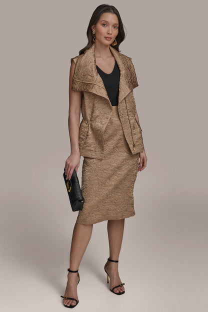 TEXT ZIP FRONT VEST - HAZELNUT