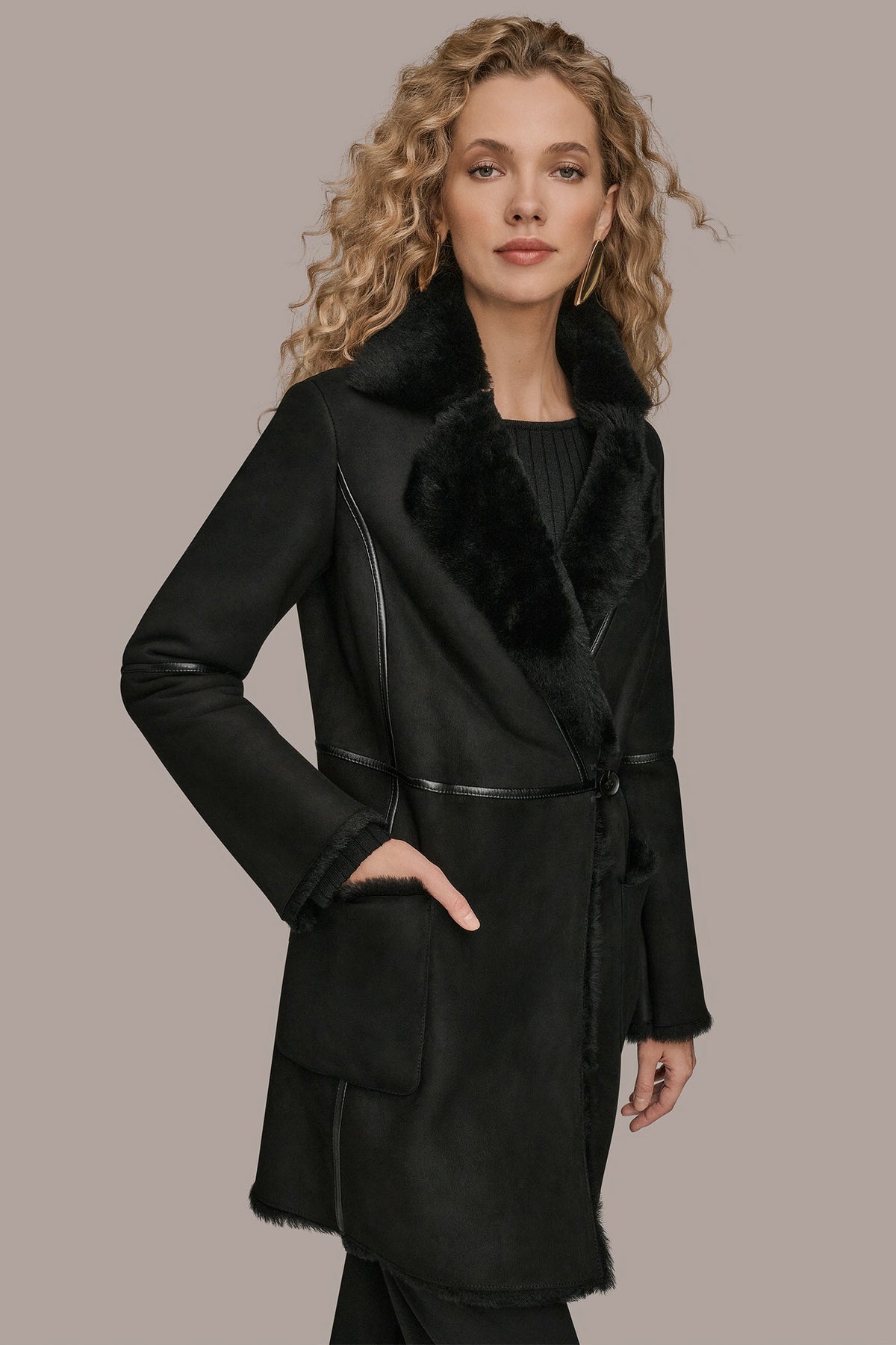 SHEARLING COAT - Black