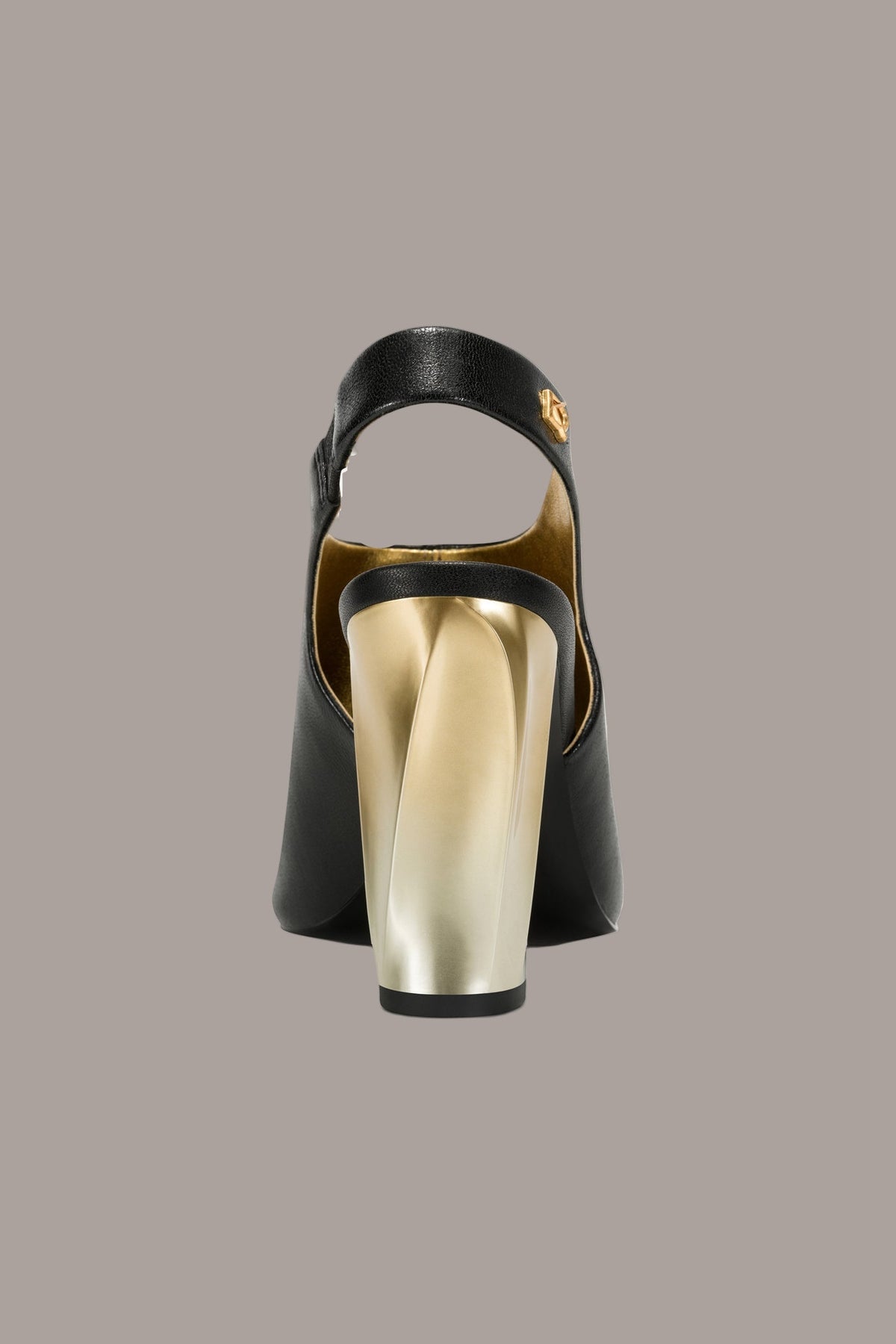 BRIETTA SLINGBACK PUMP - Black