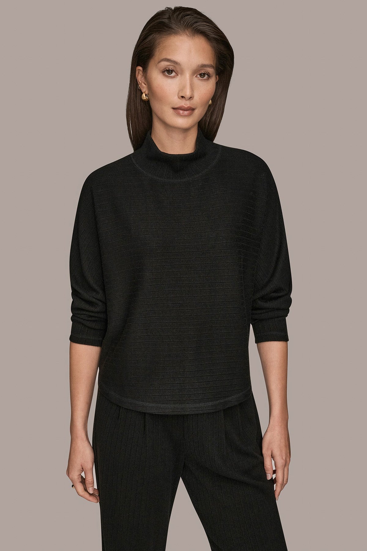 MOCK-NECK TOP - Black