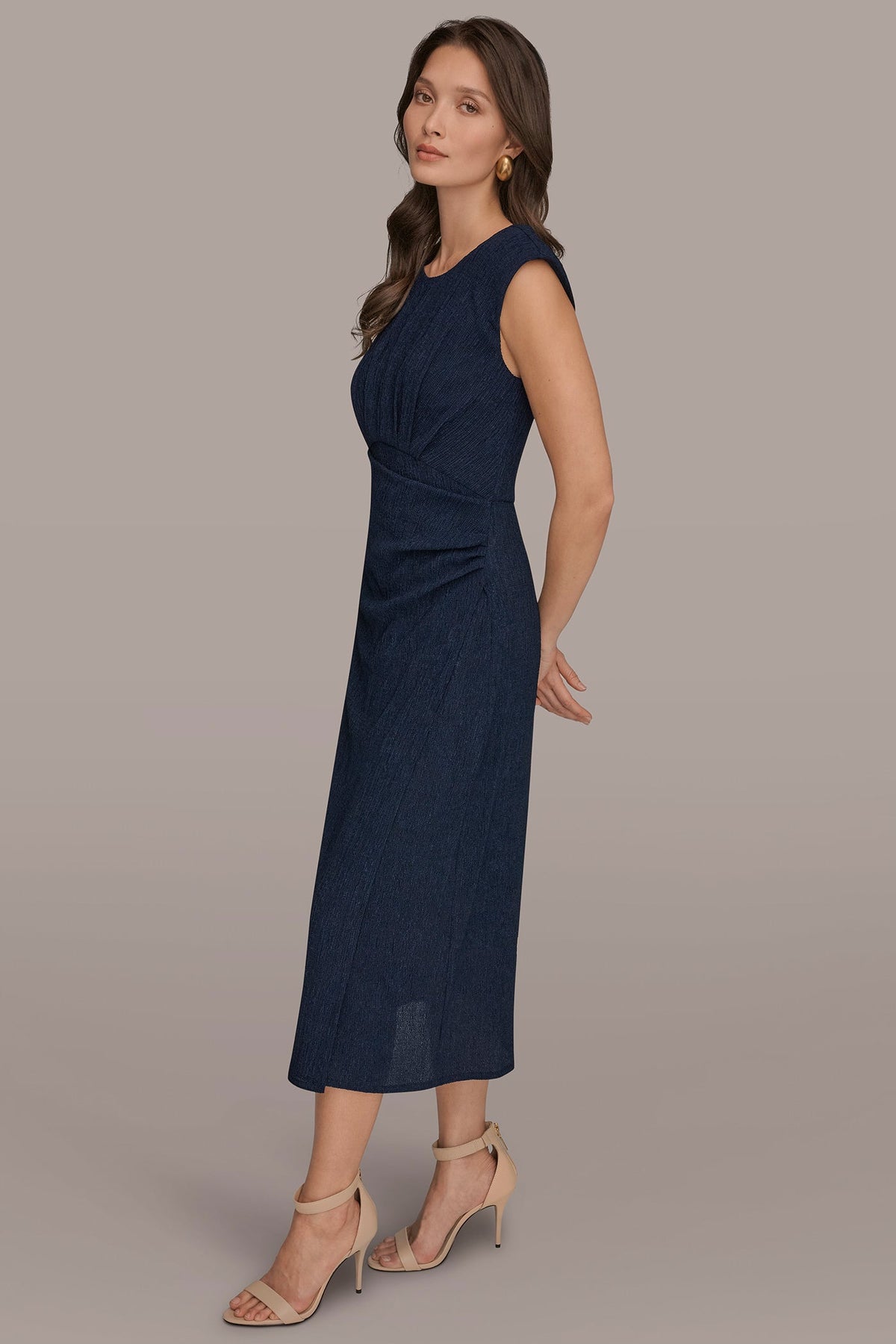CRINKLED SLEEVELESS RUCHED MIDI DRESS - NIGHTFALL