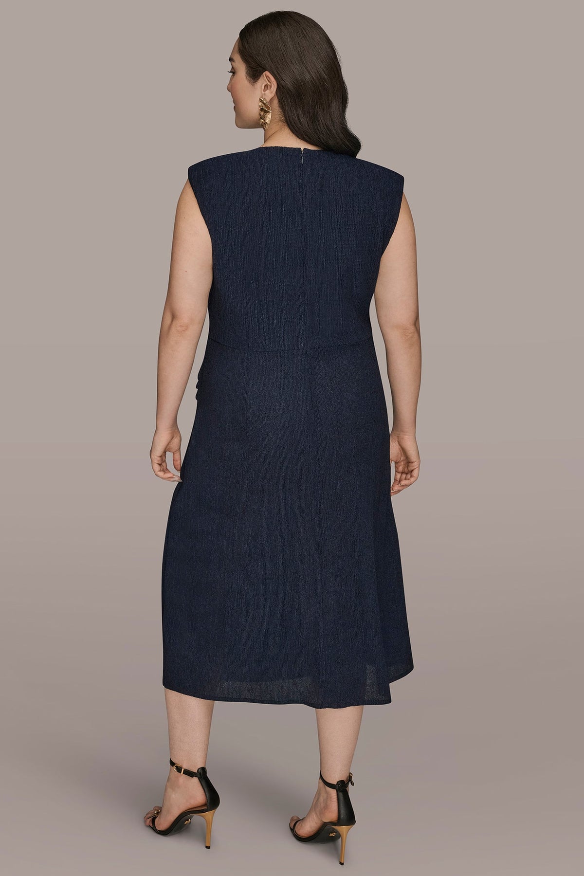 CRINKLED SLEEVELESS RUCHED MIDI DRESS - NIGHTFALL