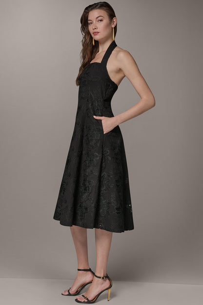 SLEEVELESS SWEETHEART MIDI HALTER DRESS - Black
