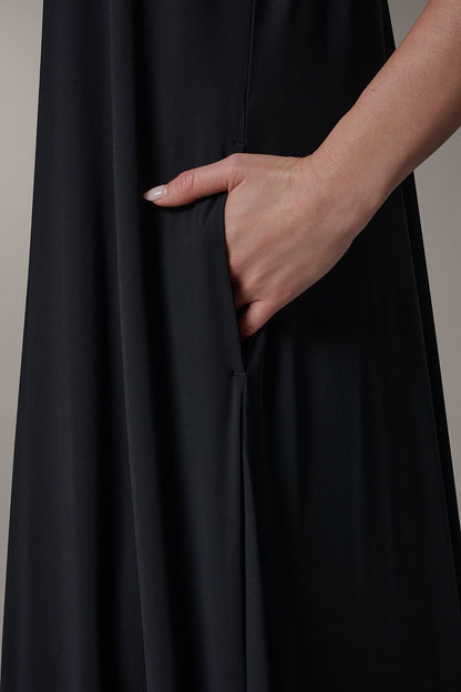 SLEEVELESS MIDI TRAPEZE DRESS - Black