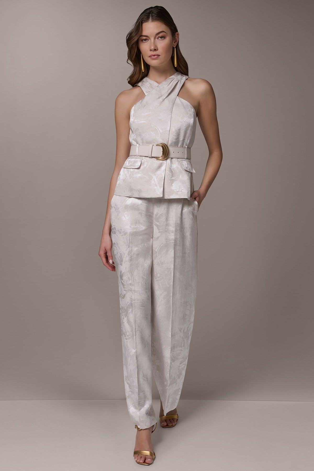 CROPPED CROSSOVER SUIT VEST - Light Flax