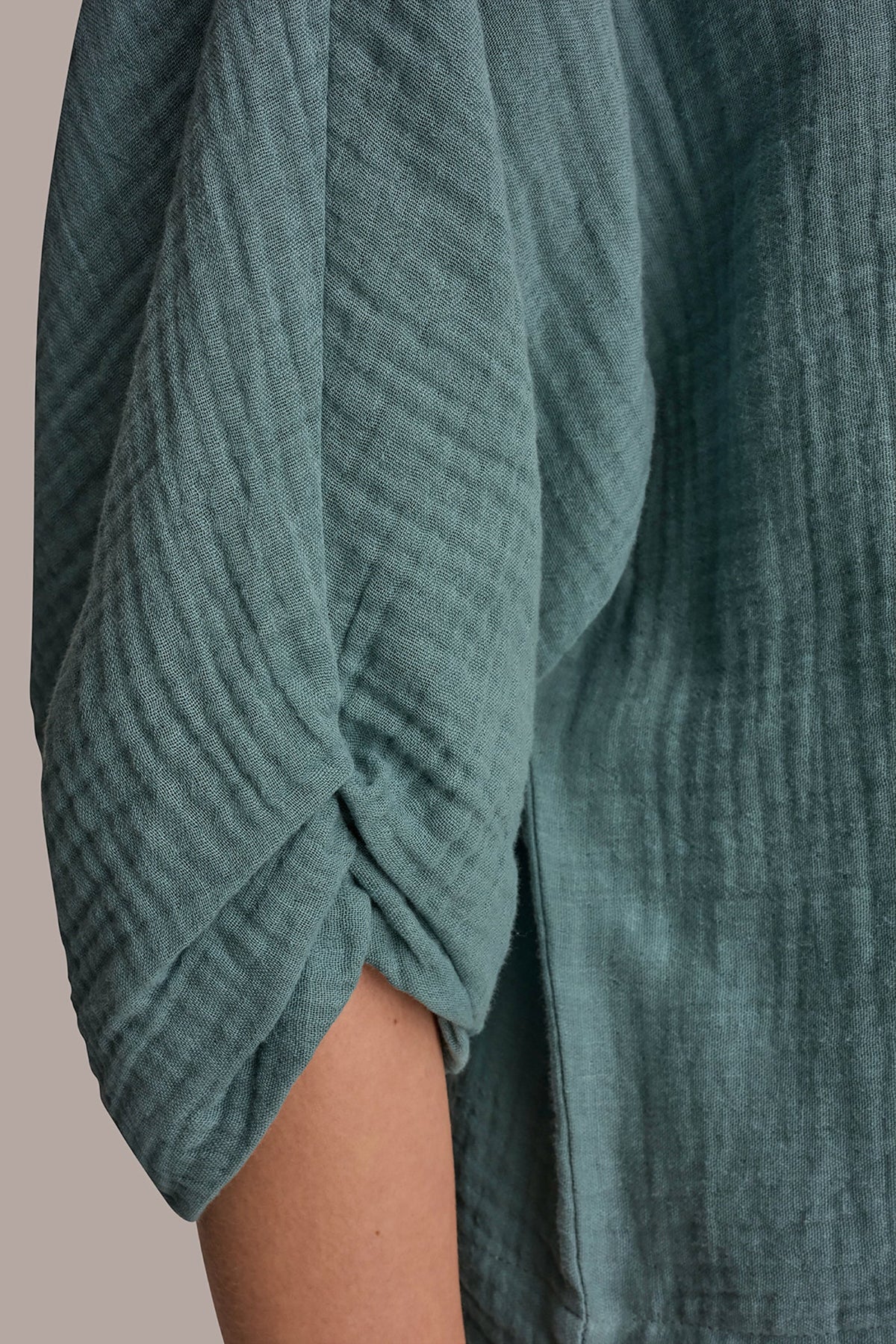 3/4 SLEEVE TWIST CUFF BLOUSE - Waterlily
