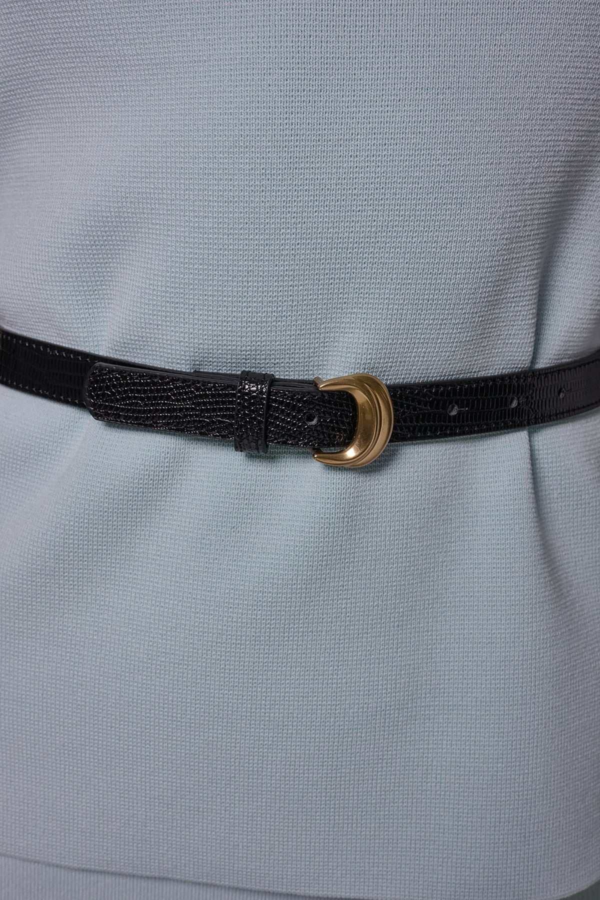 ASYMMETRIC TOP - Skylight