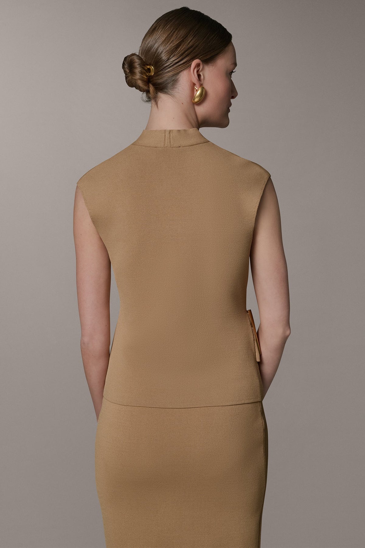 V-NECK WRAP-EFFECT TOP - Fawn