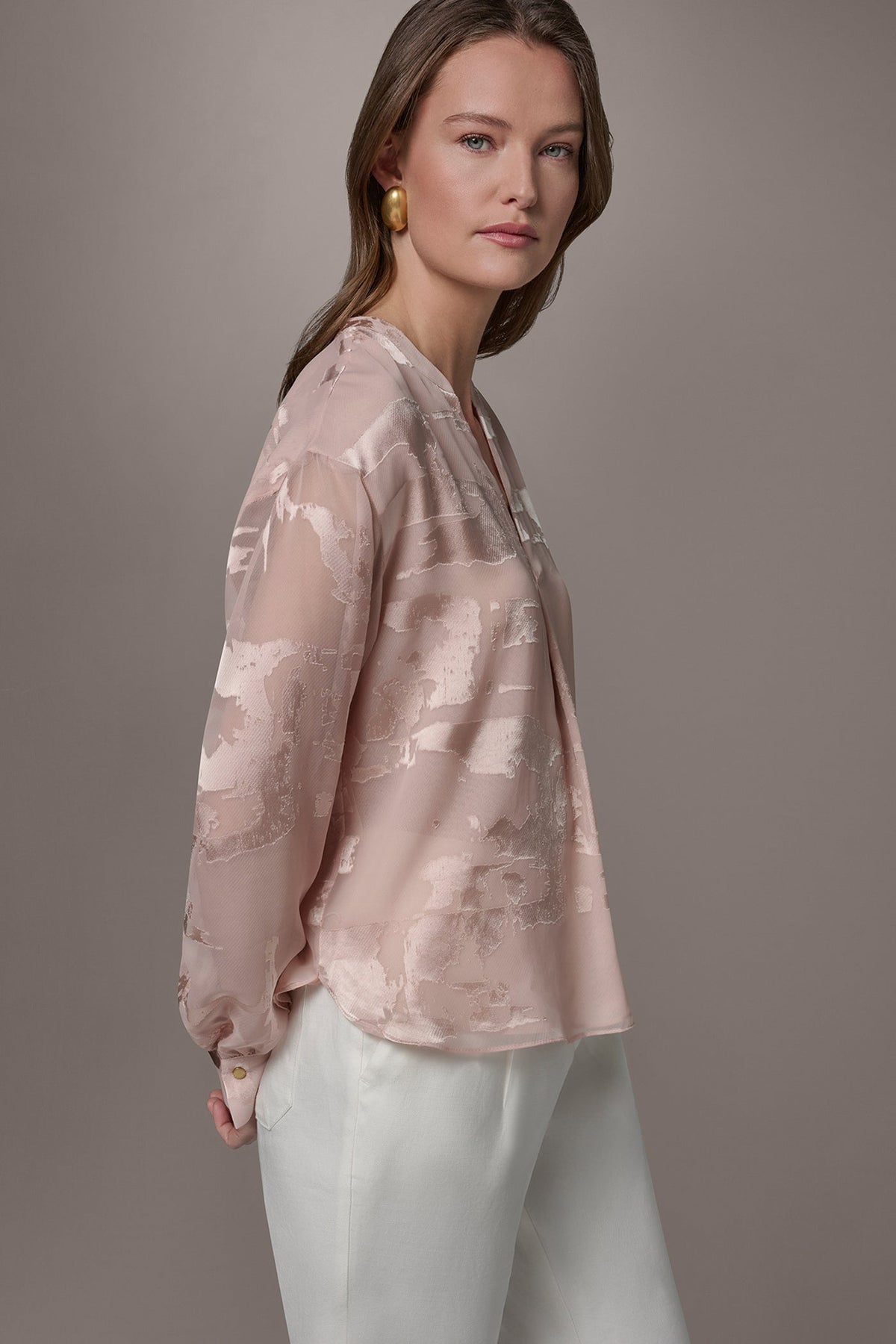 ABSTRACT BURNOUT BLOUSE - Snow Petal