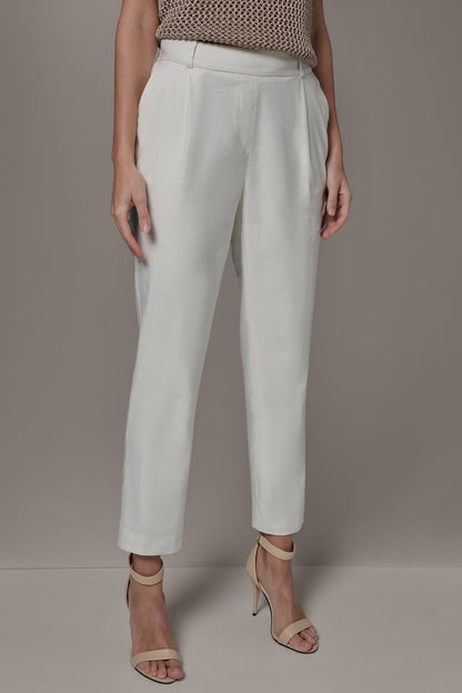 LINEN-BLEND HIGH-RISE PLEATED STRAIGHT ANKLE PANT - Cream