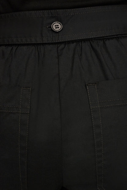 CROPPED MID-RISE WIDE-LEG PANT - Black