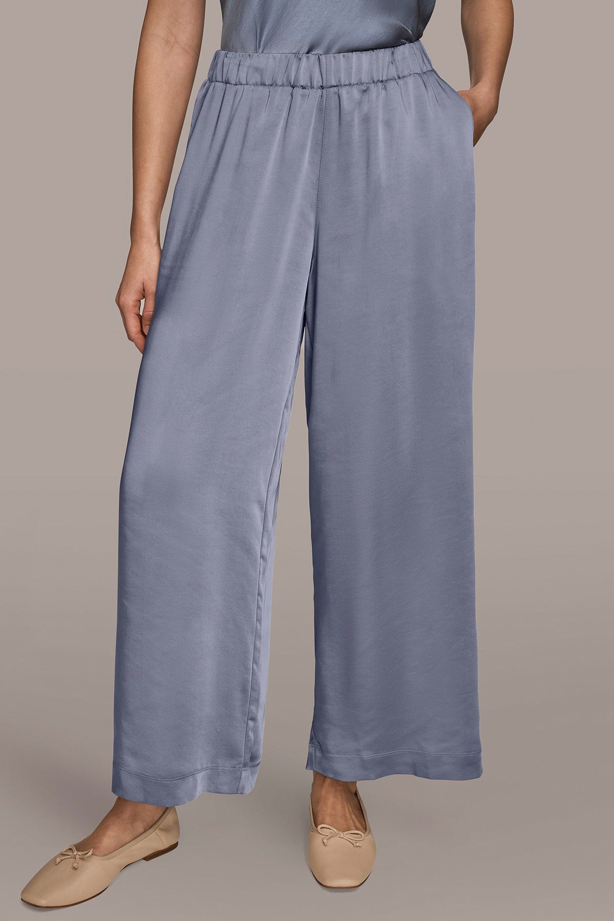 SATIN MID-RISE RELAXED PANT - Tempest
