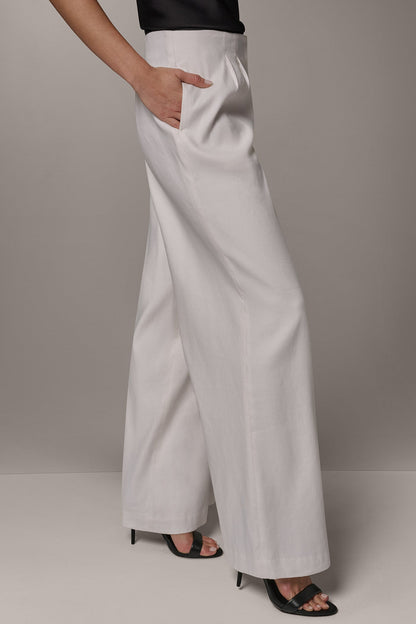 EXTRA HIGH-RISE PLEATED WIDE-LEG PANT - Cream
