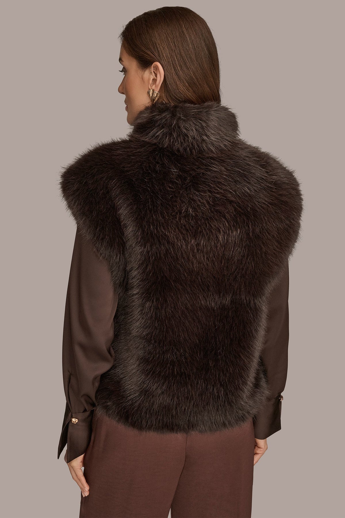 FAUX FUR VEST - CHOCOLATE PLUM
