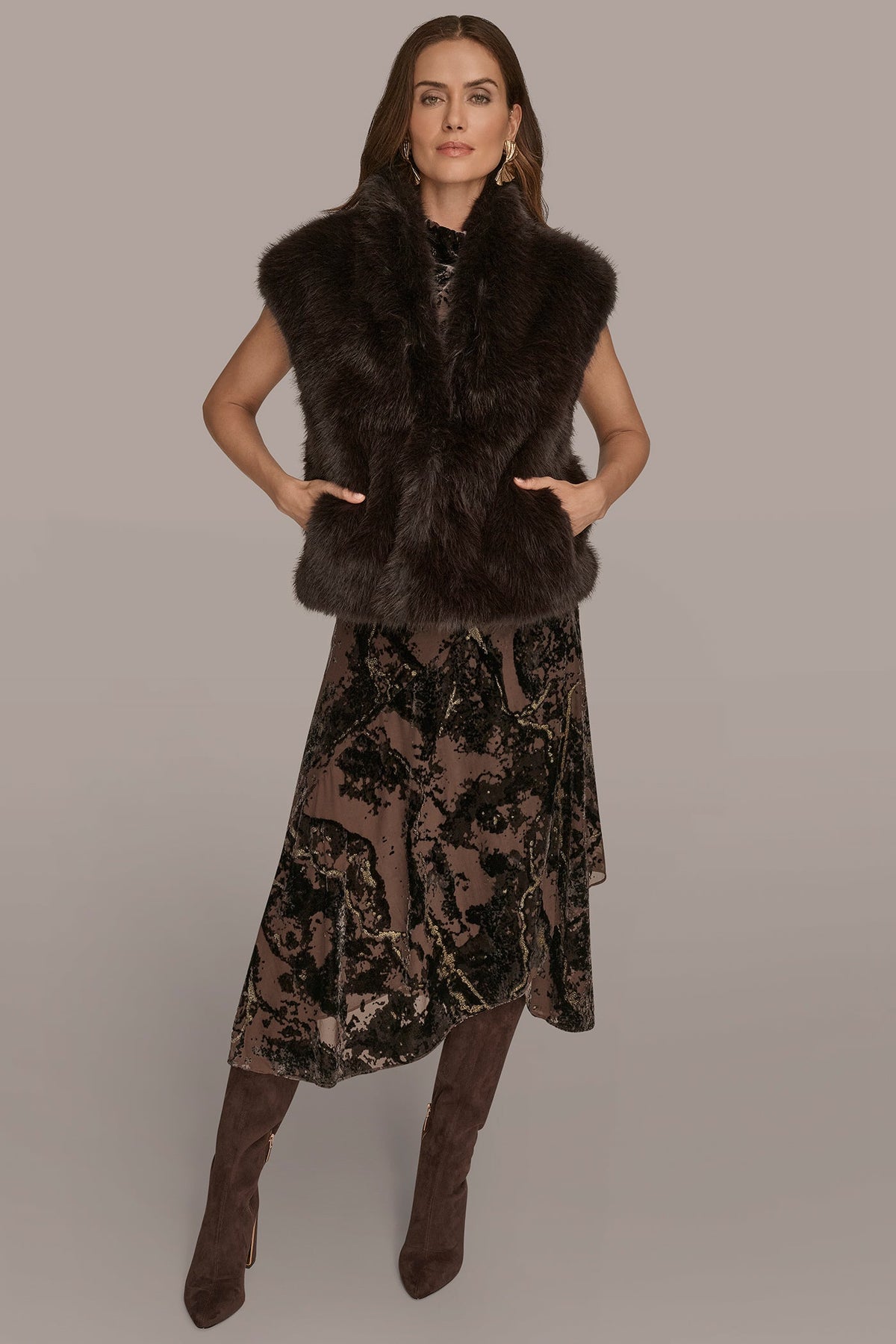 FAUX FUR VEST - CHOCOLATE PLUM
