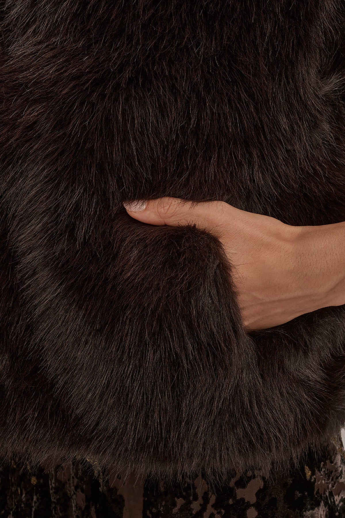 FAUX FUR VEST - CHOCOLATE PLUM