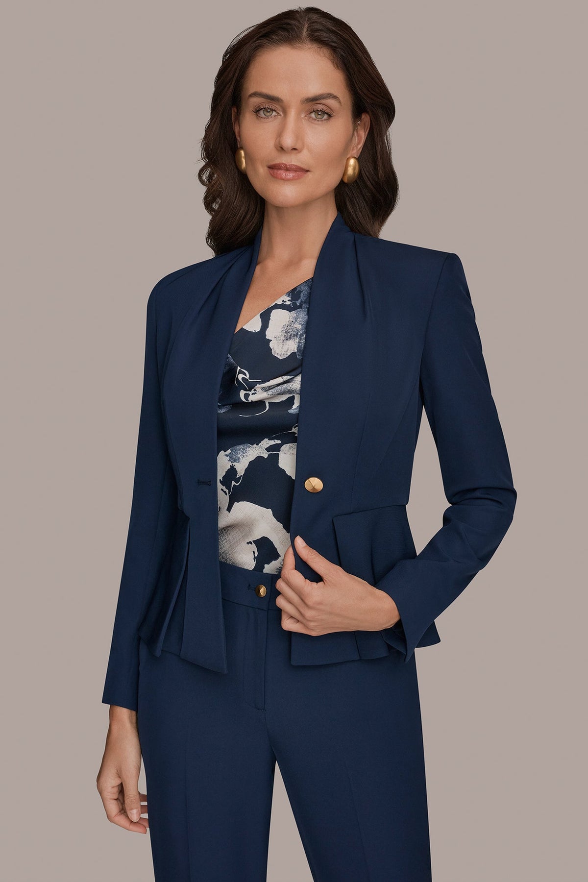COLLARLESS PLEATED PEPLUM BLAZER - Nightfall