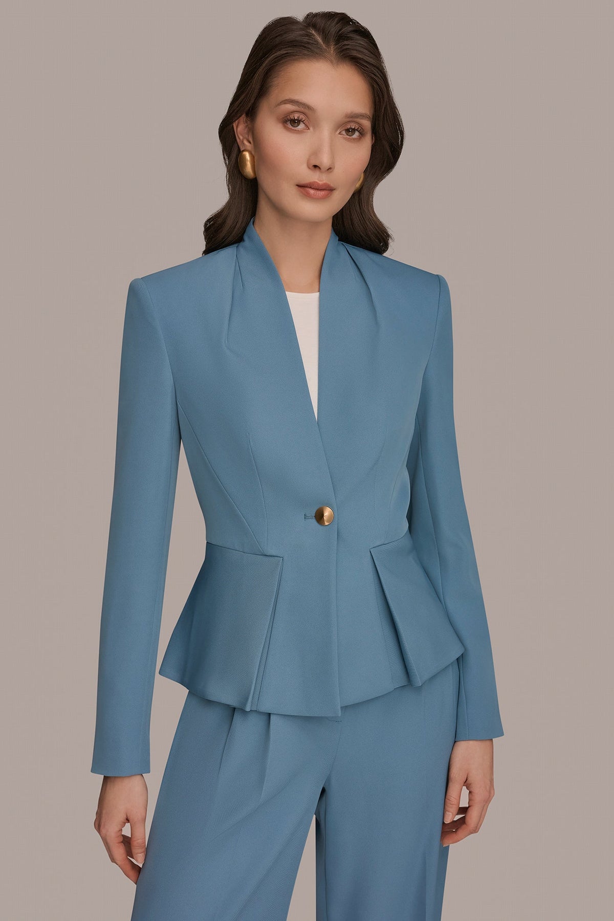 COLLARLESS PLEATED PEPLUM BLAZER - Washed Indigo