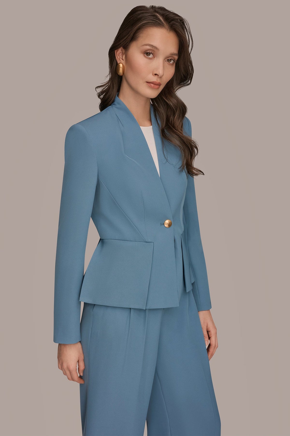 COLLARLESS PLEATED PEPLUM BLAZER - Washed Indigo